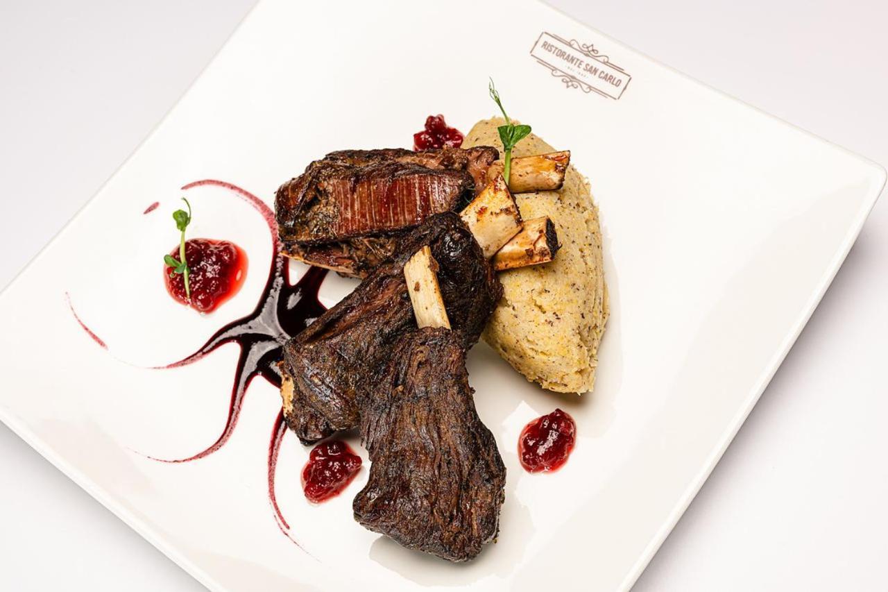 Wine Hotel Ristorante San Carlo - Boutique Hotel & Spa Chiuro Esterno foto