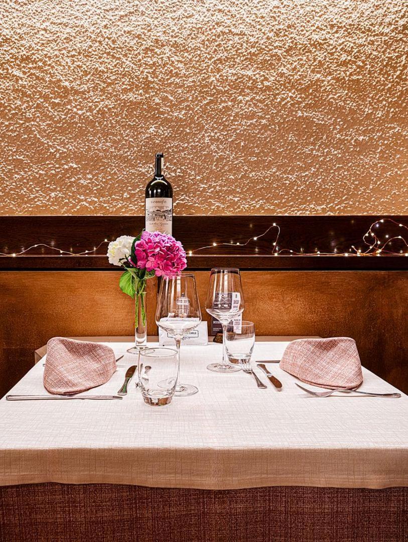 Wine Hotel Ristorante San Carlo - Boutique Hotel & Spa Chiuro Esterno foto